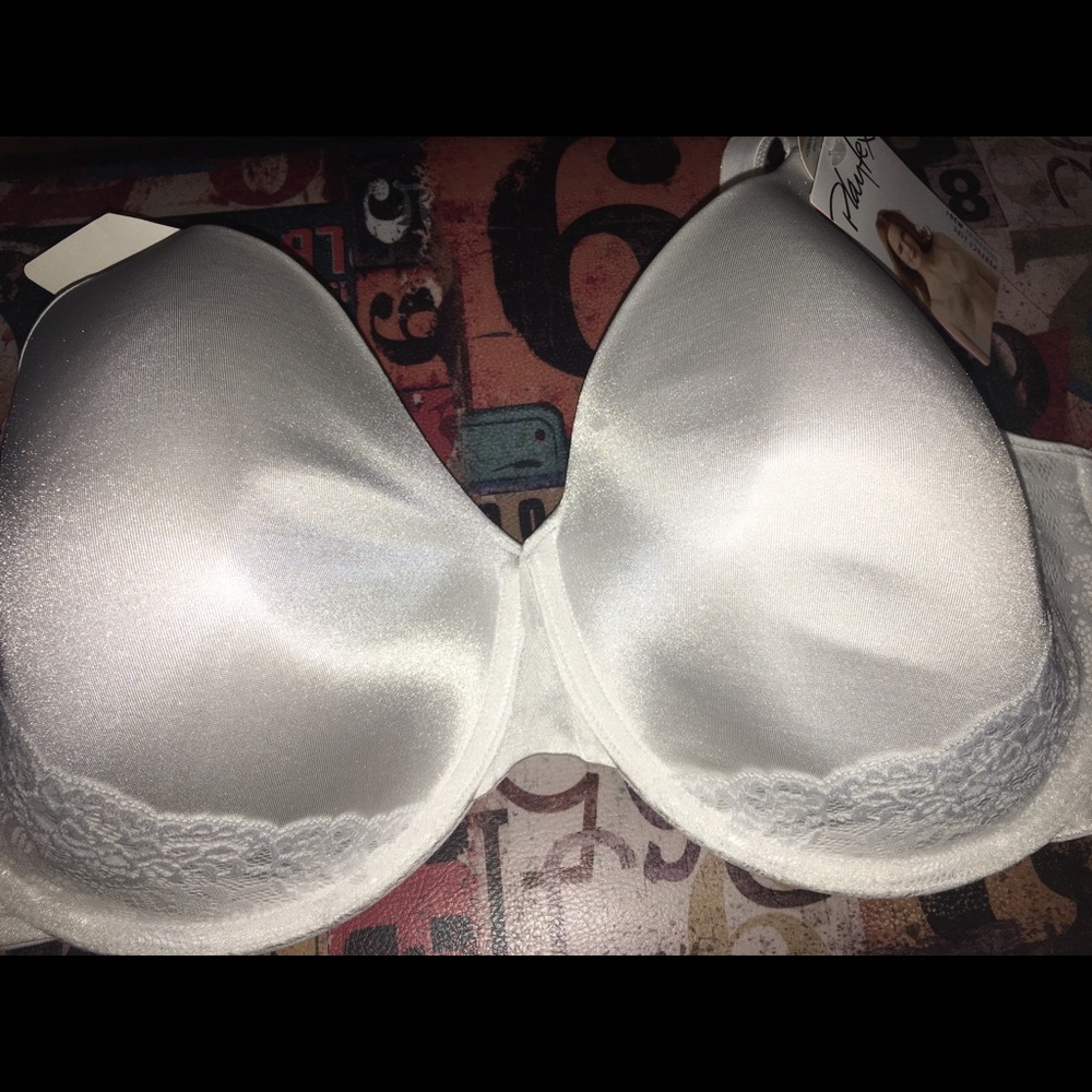 SOLD Playtex Perfect Lift bra